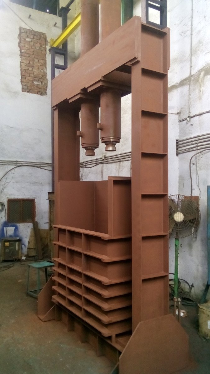 150T Box Lifting Hydraulic Bailing Press Without Conveyor